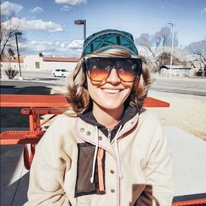 Meet your Posher, Bri